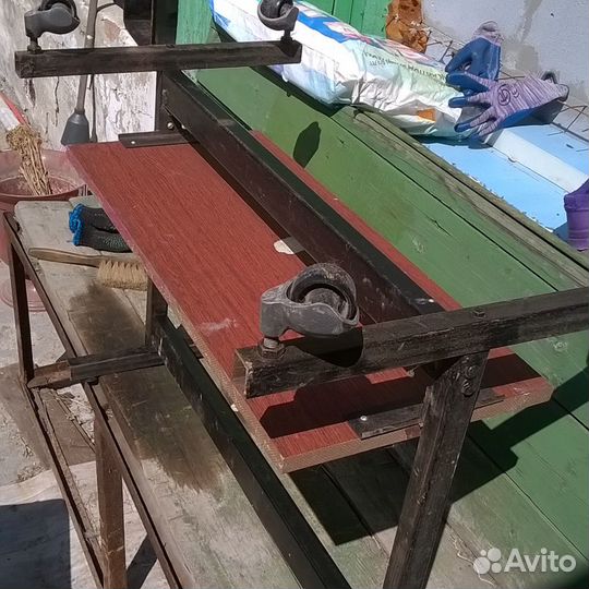 Подставка для телевизора