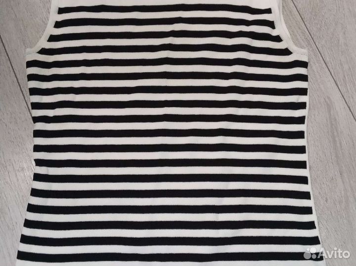 Отдам женские вещи