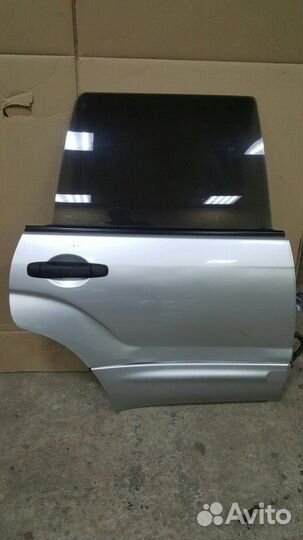 Дверь задняя правая Subaru Forester SG5 EJ205 04