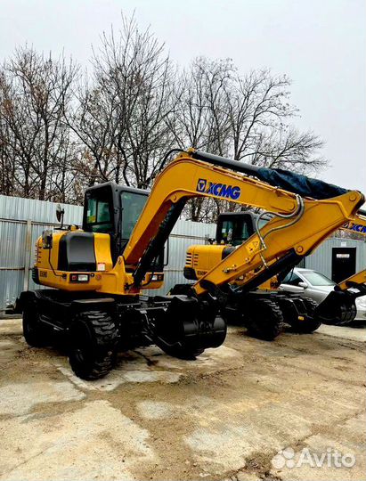 Колёсный экскаватор XCMG XE60WD, 2024