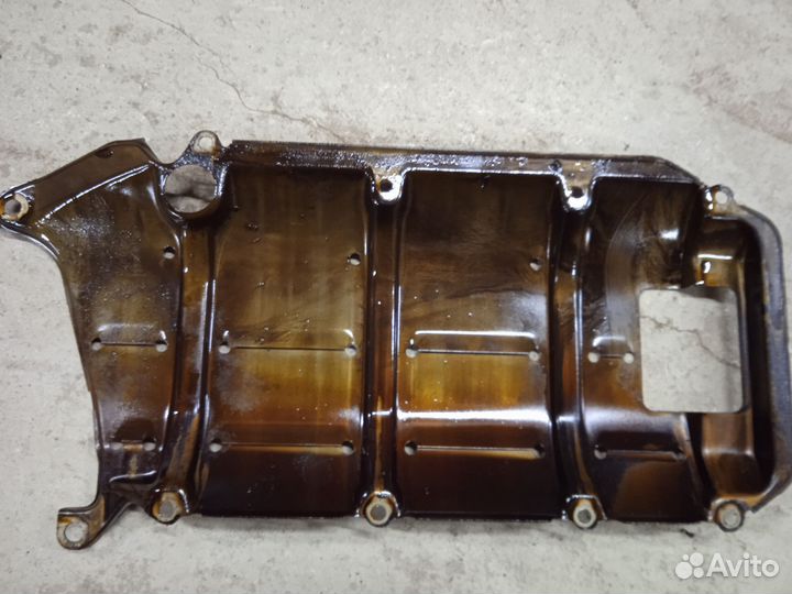 Маслоотражатель для Mercedes Benz 111 мотор