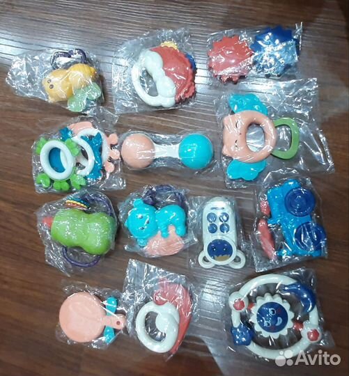 Новый набор погремушек и грызунков