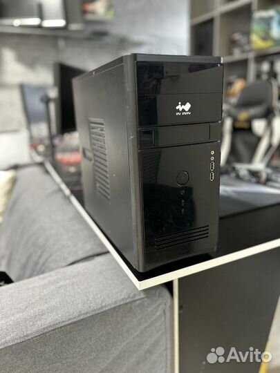 Простенький рабочий компьютер i3