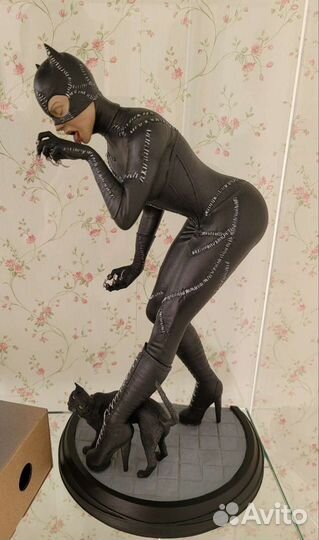 Женщина-кошка 1/6