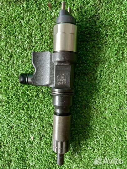 Форсунка топливная Isuzu NQR75 4HK1 Euro 3