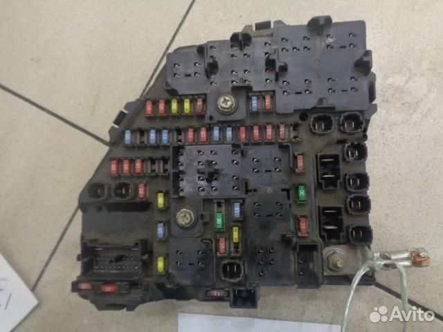 Блок предохранителей подкапотный Cadillac CTS 200