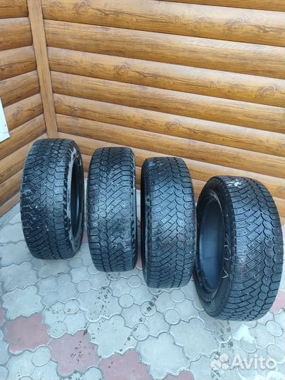 Gislaved Nord Frost 200 SUV 235/60 R18