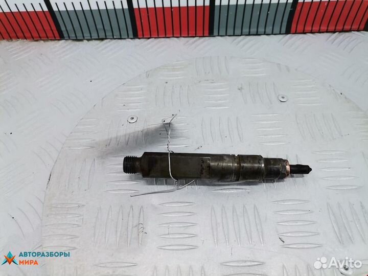 Форсунка Renault Scenic рест. 2002 8200047509
