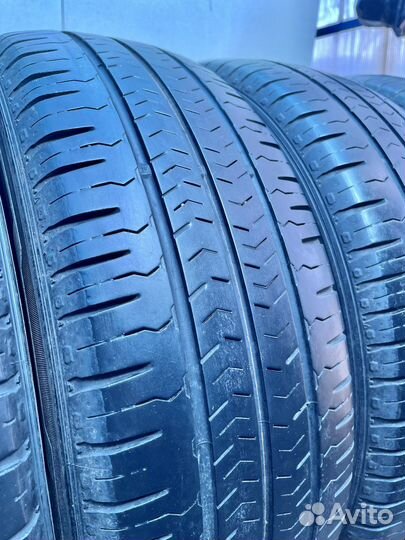 Nexen Roadian CT8 215/65 R17
