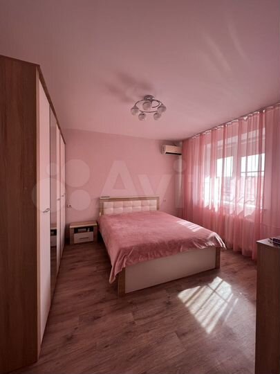 2-к. квартира, 58 м², 4/12 эт.