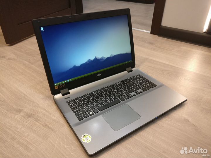 Acer E5- 771 i5-5200+ gt840/1000/8gb Ram 17.3 17