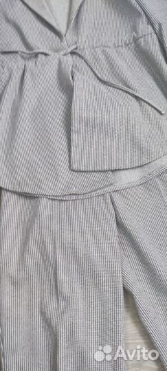 Брючный костюм женский 42 44