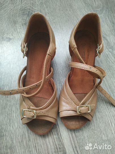 Туфли для бальных танцев