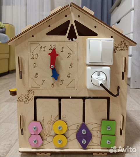 Бизиборд домик со светом большой