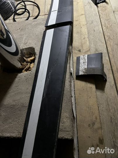 Продам запчасти Land Rover Velar