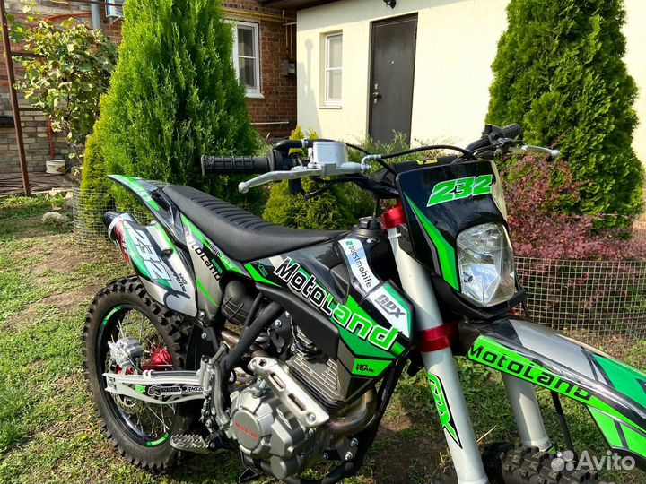 Motoland XT 250 HS (172FMM-4v) Мотоцикл Кросс