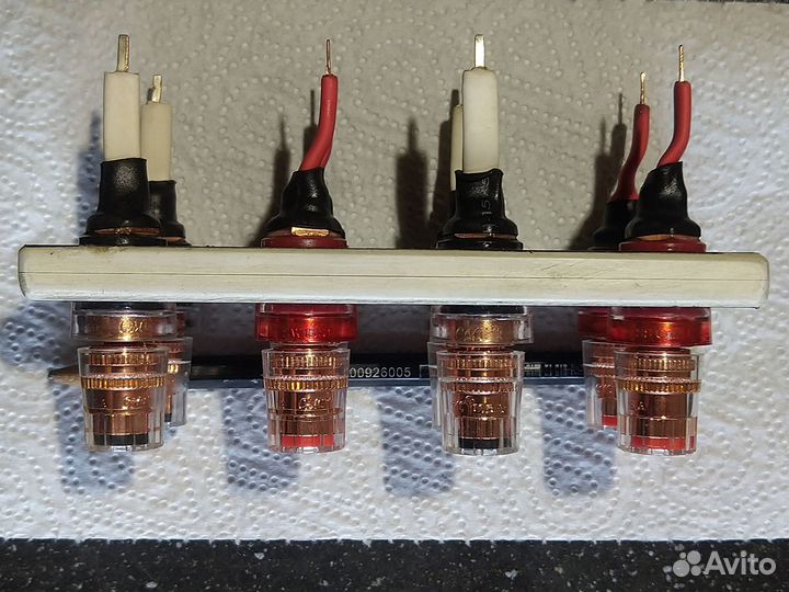 Yamaha A2000(а) терминалы