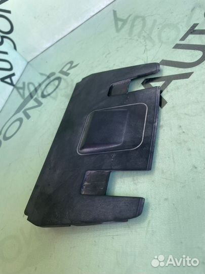 Накладка центральной консоли Audi Q7 4L 3.0L BUG