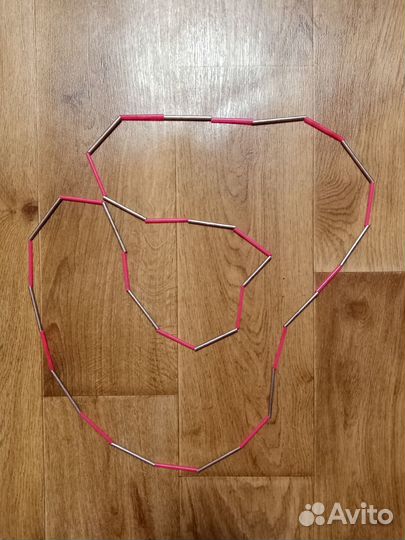 Елочные стеклянные бусы