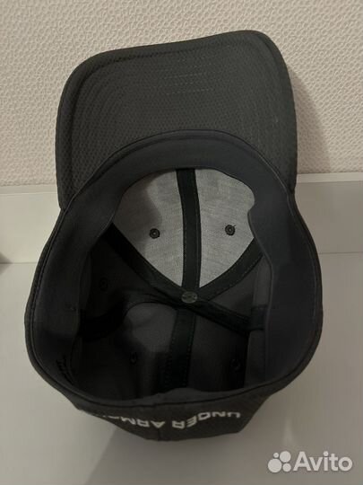 Бейсболка under armour