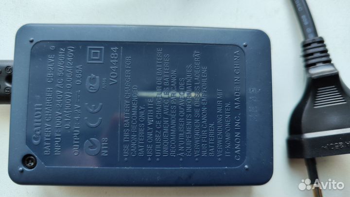 Зарядное устройство фотоаппарат Canon V04484