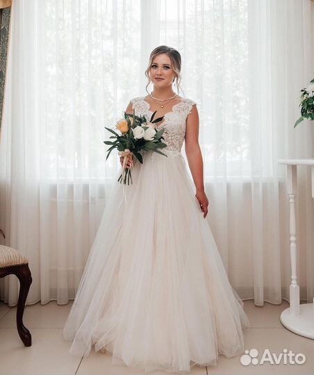 Бровист визажист стилист