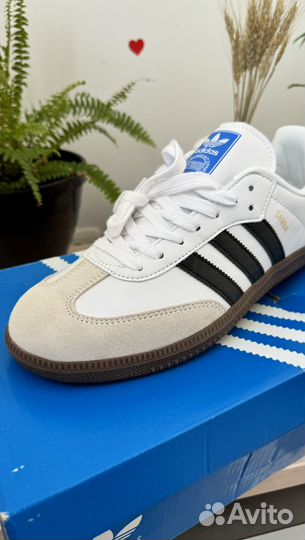 Кроссовки adidas