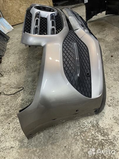 Mercedes GLS 2019 года w167. Бампер перед, зад