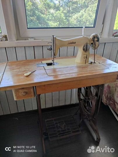 Швейная машинка бу