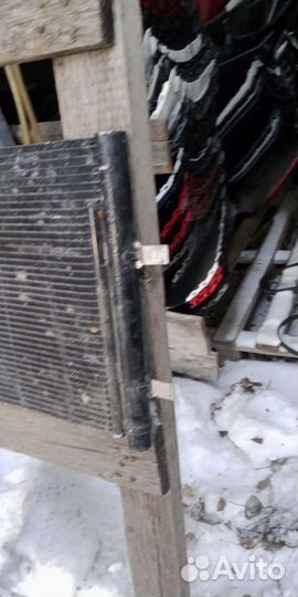 Радиатор кондиционера. Audi Q3.2015г