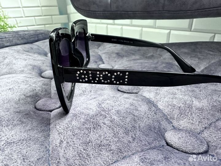 Солнцезащитные очки