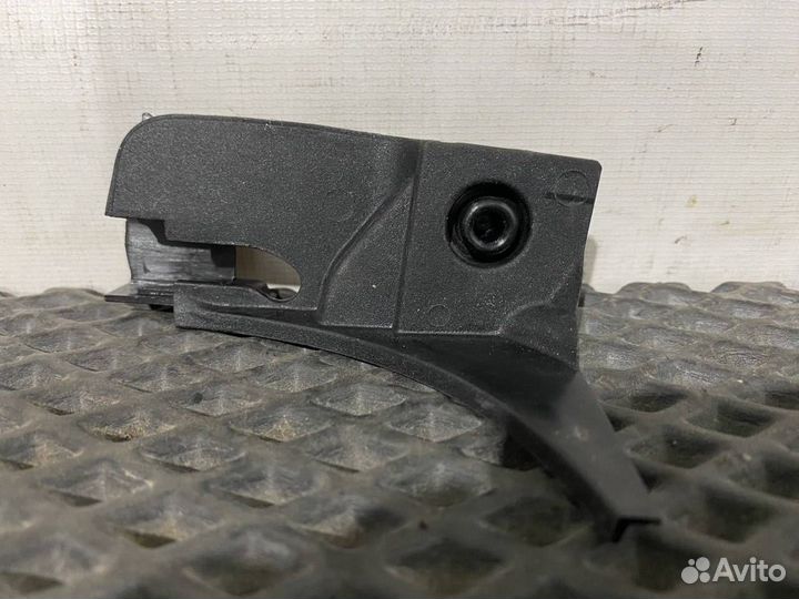 Кронштейн (крепление) Scania 6 2272342