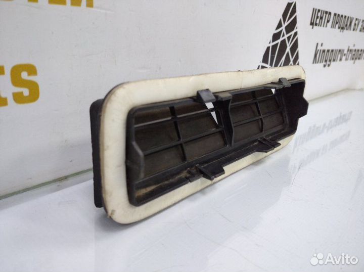 Дефлектор воздушный LADA Granta 1 2190 до