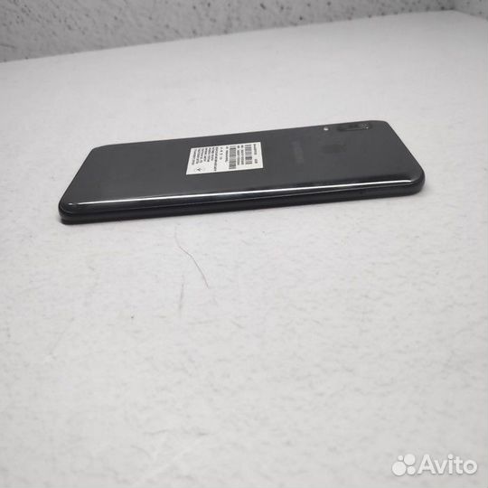 Samsung Galaxy A20, 3/32 ГБ