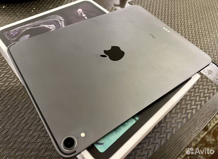 Планшет Apple iPad Pro 11 256Gb Wi-Fi