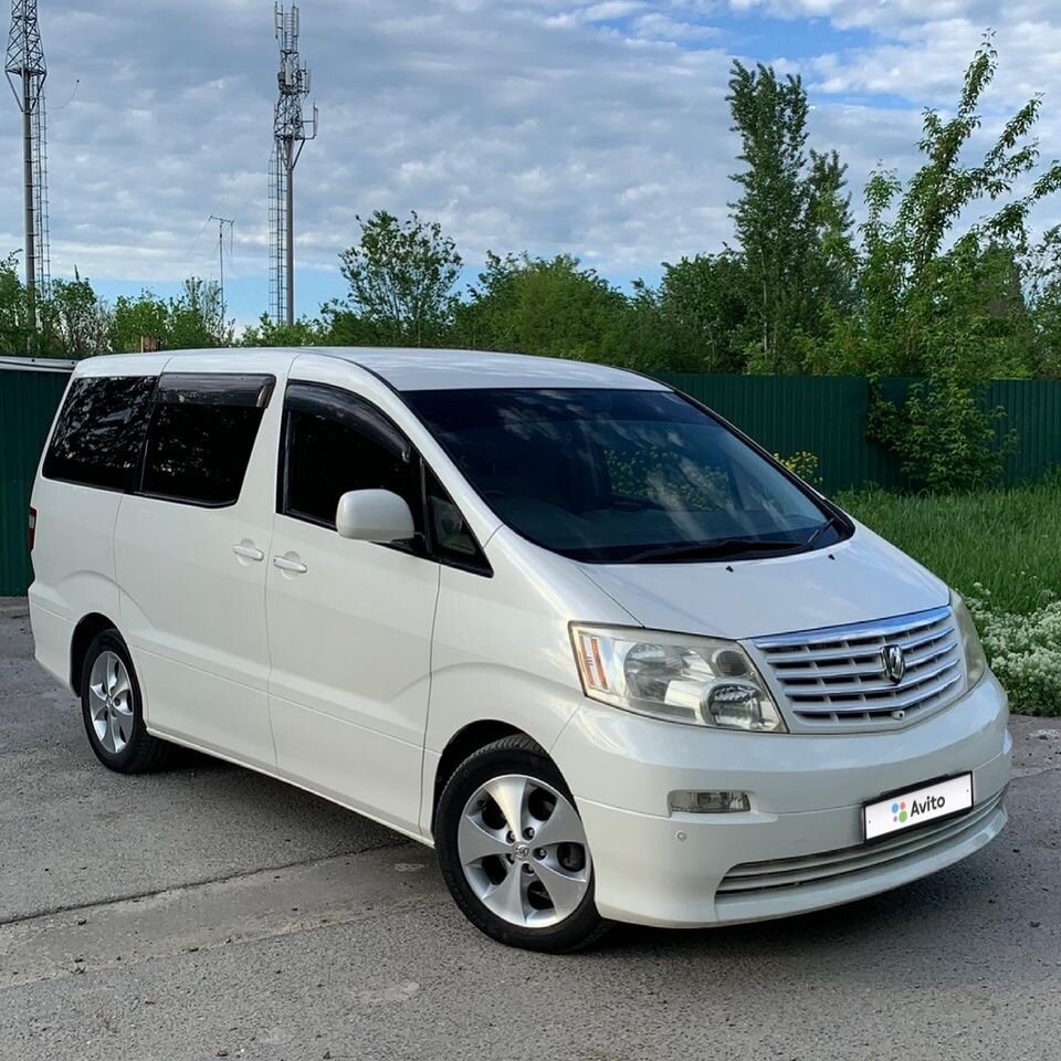 Toyota Alphard: фото владельца