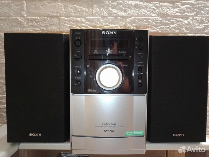 Музыкальный центр Sony CMT-EH10