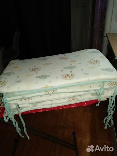 Бортики в детскую кроватку со съёмными чехлами