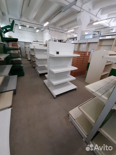 Островной стеллаж