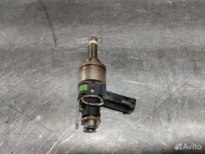 Форсунка Mercedes E-Class W212 M271 1.8TI 2010