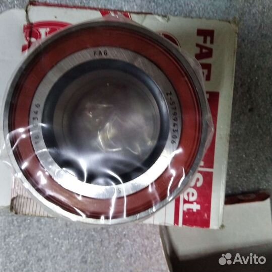 Подшипник ступицы передний