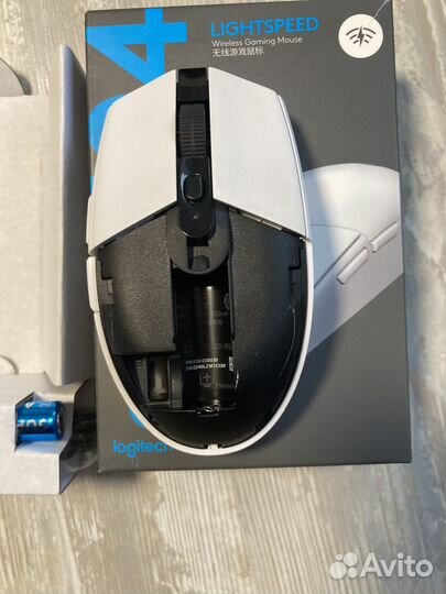 Игровая беспроводная мышь logitech g304 белая
