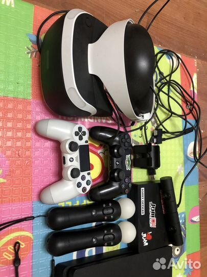 Игровая приставка ps4