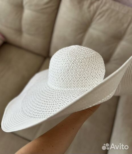 Шляпа женская белая с широкими полями Reserved M