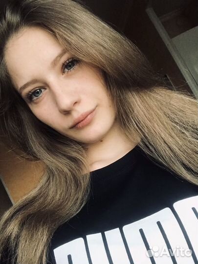 Официант, продавец