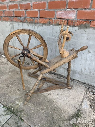 Прялка деревянная старинная