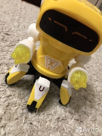 Игрушка робот