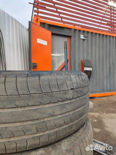 Michelin 4X4 A/T 225/60 R18