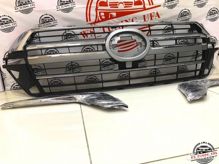 Решетка радиатора toyota land cruiser 200 C718