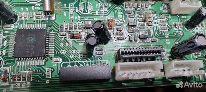 Главная плата усилителя автомагнитолы